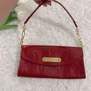 🔥 Louis Vuitton Sunset Boulevard Patent Sling Clutch